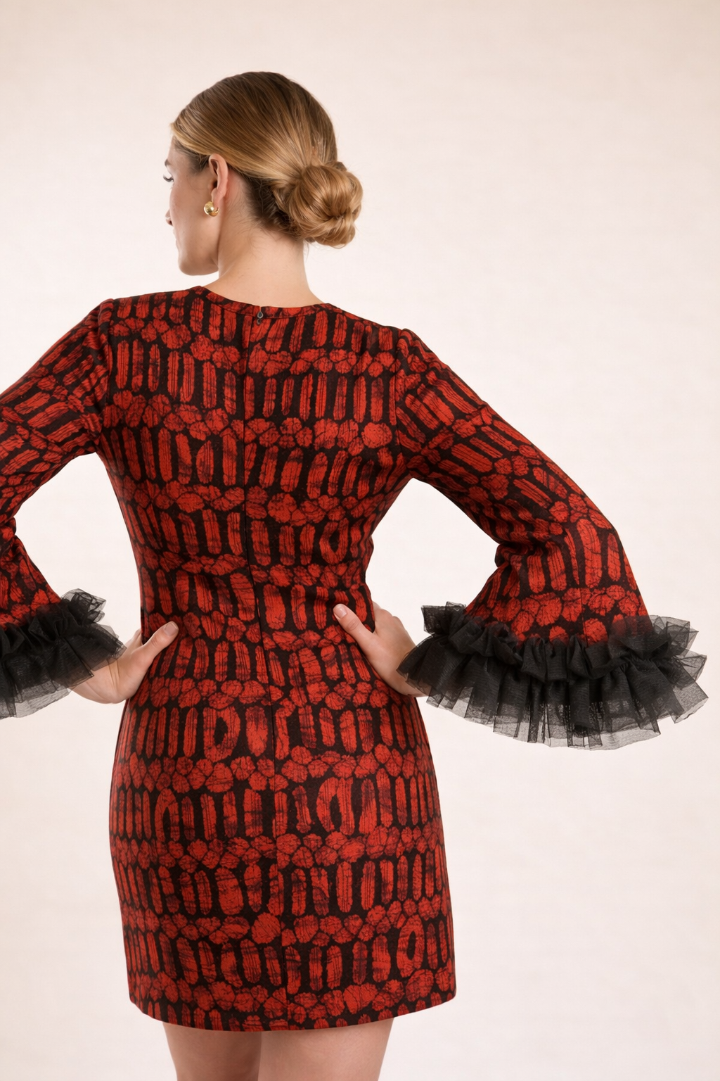 Aura Dress – Crimson